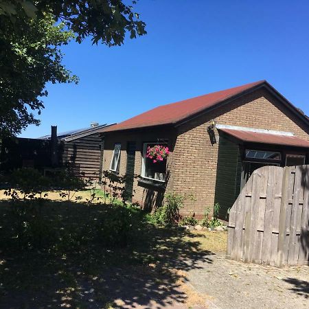 Bungalow Halfweg Ballum Exterior foto